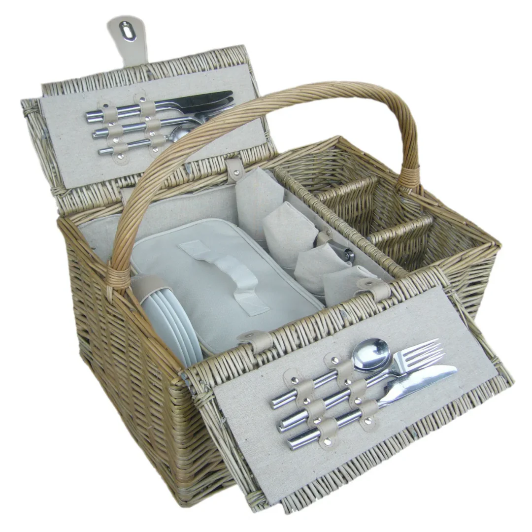Antique Wash Lidded 4 Person Hamper