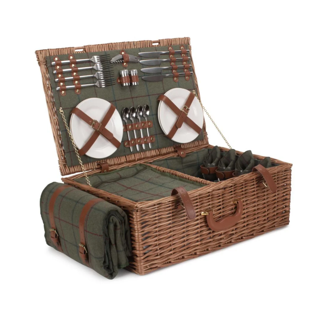 4 Person Green Tweed Hamper