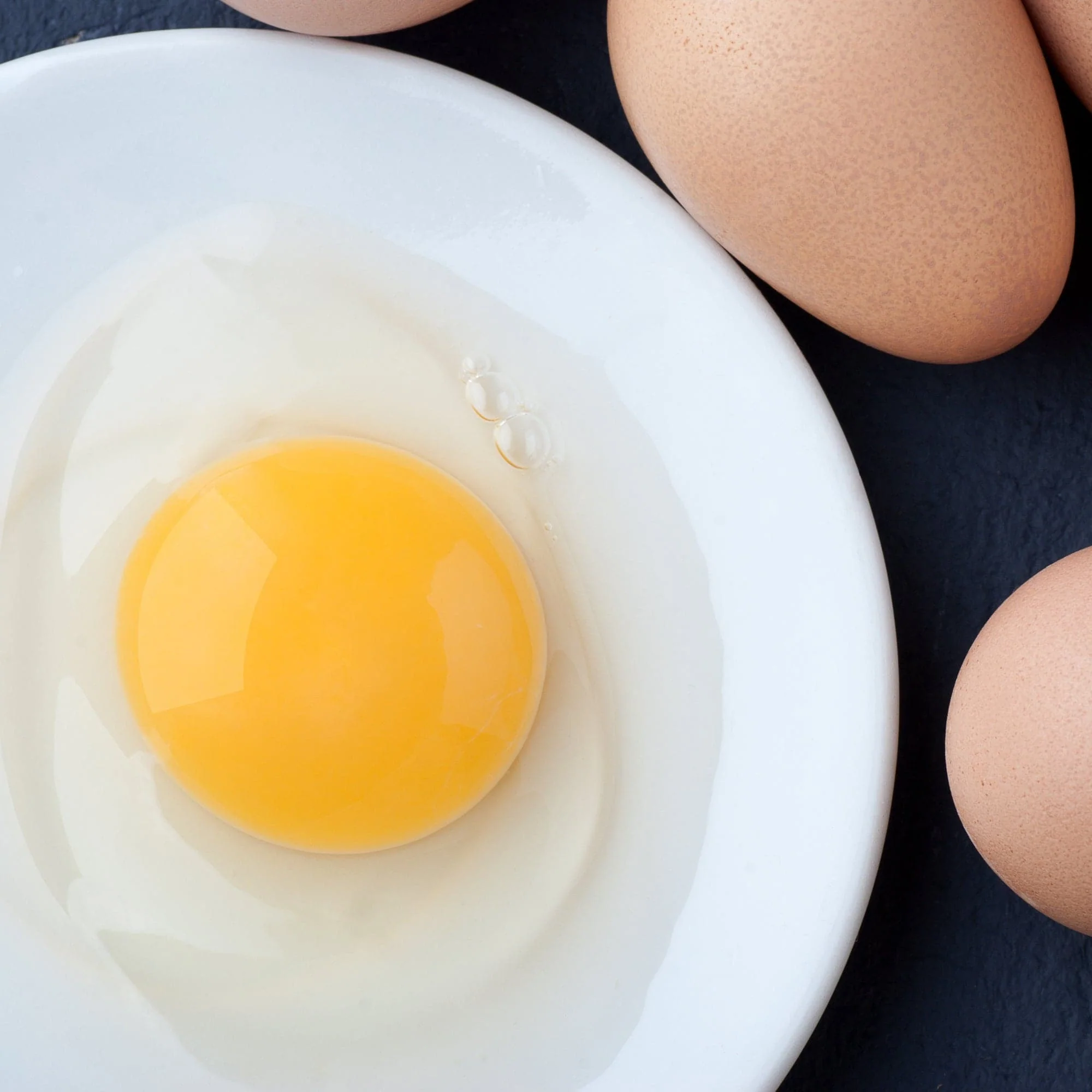 Fresh Guinea Fowl Eggs x 6 - Image 3