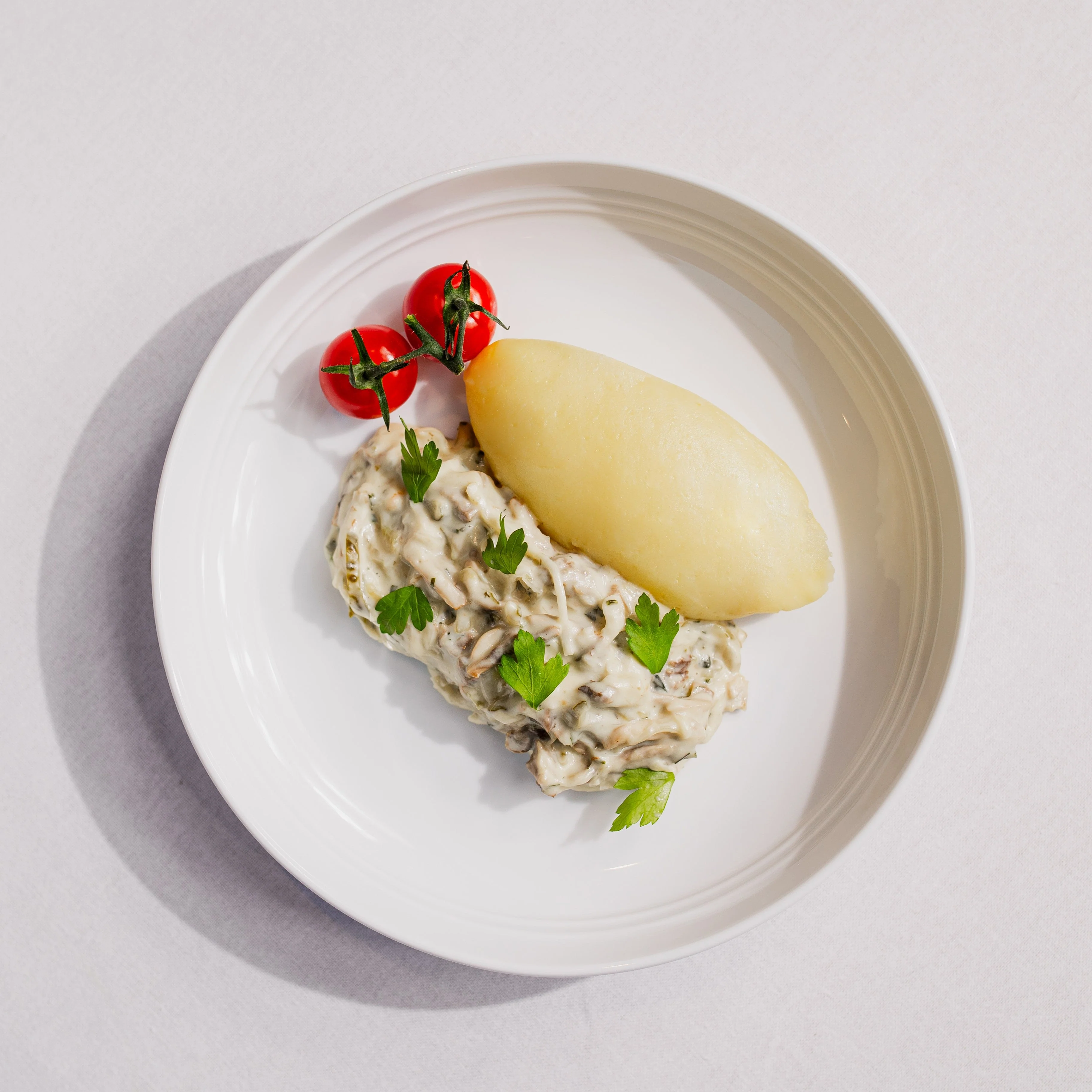 Beef Stroganoff with Creamy Potato Mash (Halal)